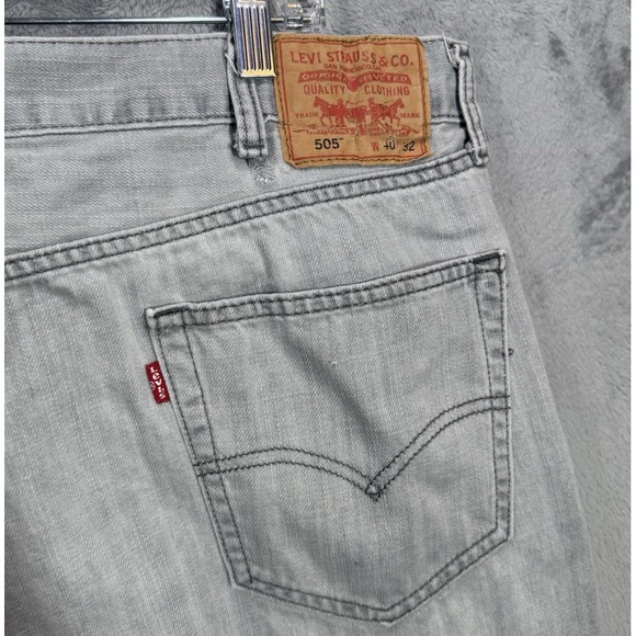 Levis 505 Straight Fit Jeans Men's Size 40x32(38x31) Gray Zip Fly - Picture 1 of 9